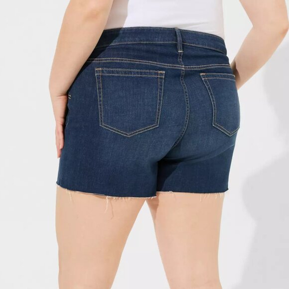 ❤️NWT VINTAGE TORRID SHORTS - 5" BOYFRIEND  STRETCH DENIM - MID RISE - SIZE 22 - Picture 2 of 9